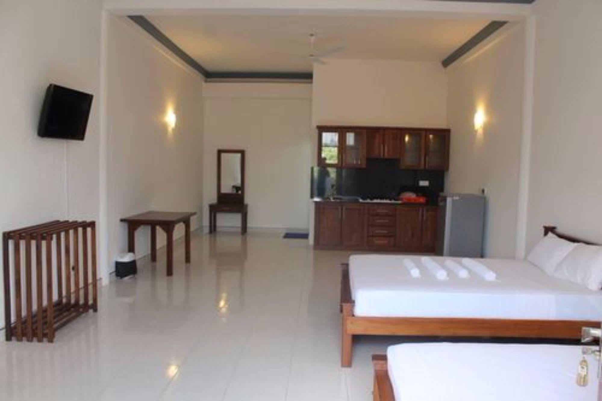 Prego Suites Ettukala Exterior photo