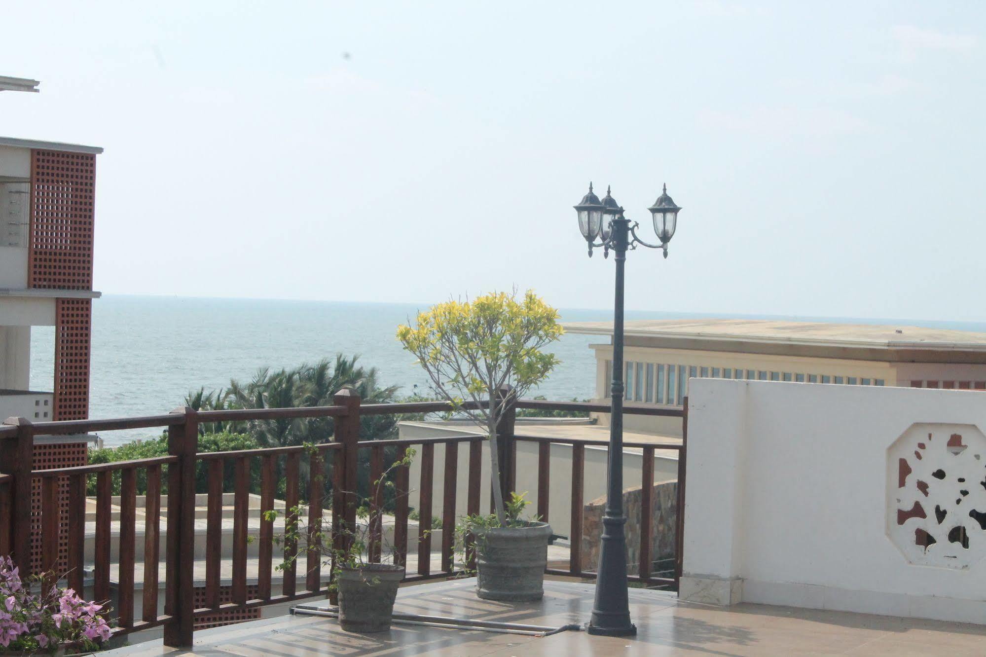 Prego Suites Ettukala Exterior photo
